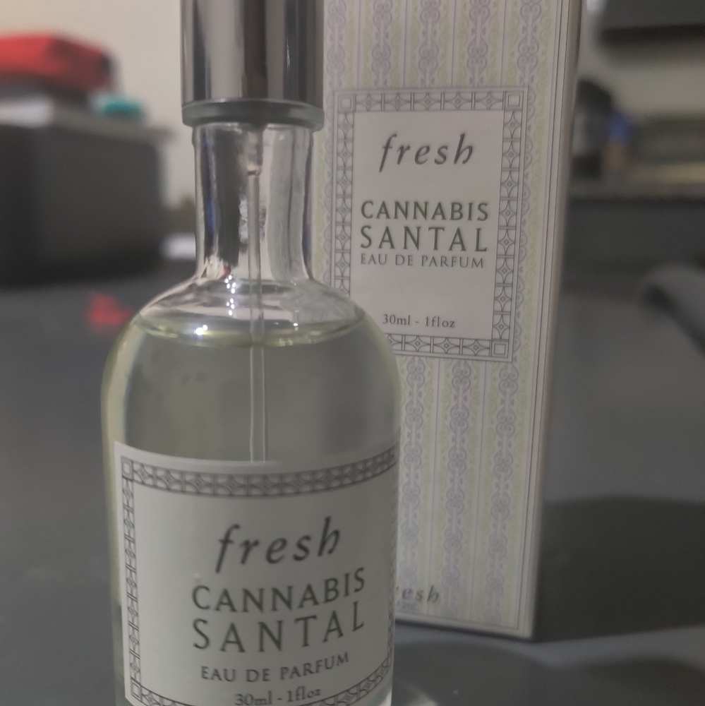 Cannabis Santal